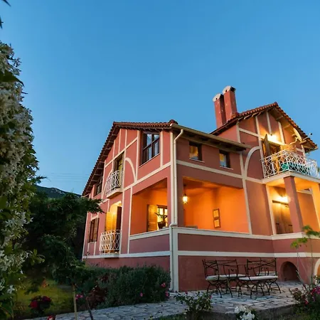 Villa Beachfront Meliti