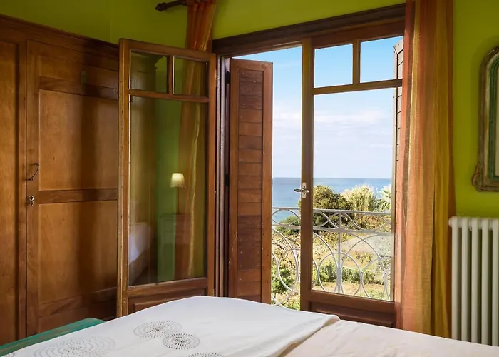 Beachfront Meliti