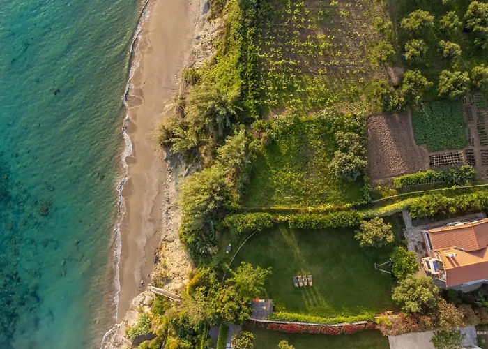 Beachfront Meliti *